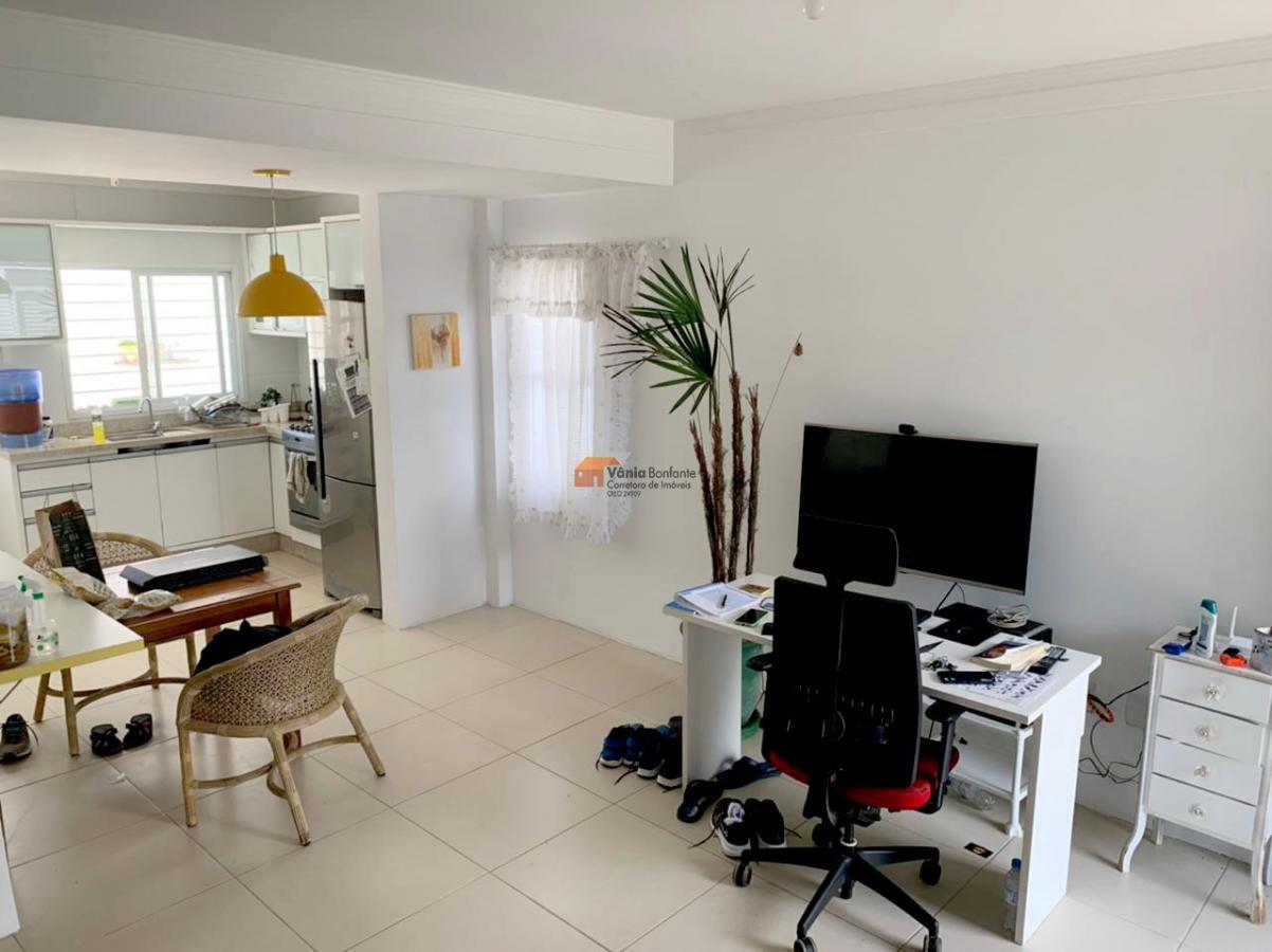 Casa à venda com 2 quartos, 92m² - Foto 25