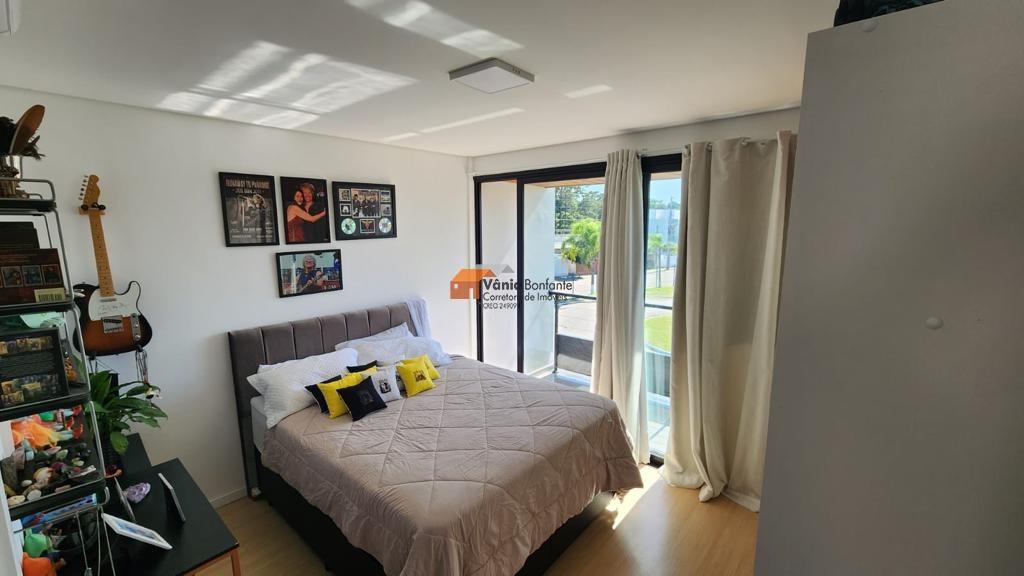 Casa à venda com 4 quartos, 207m² - Foto 35