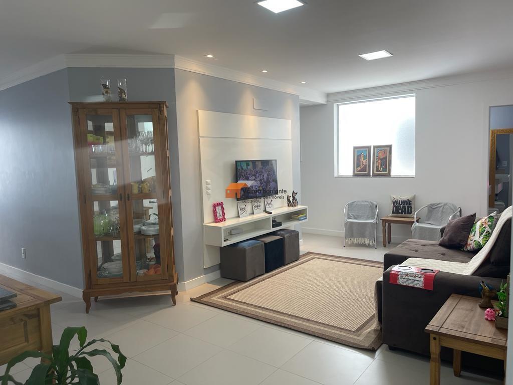 Apartamento à venda com 2 quartos, 106m² - Foto 12