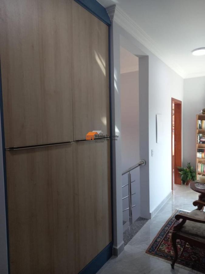 Casa à venda com 3 quartos, 375m² - Foto 27