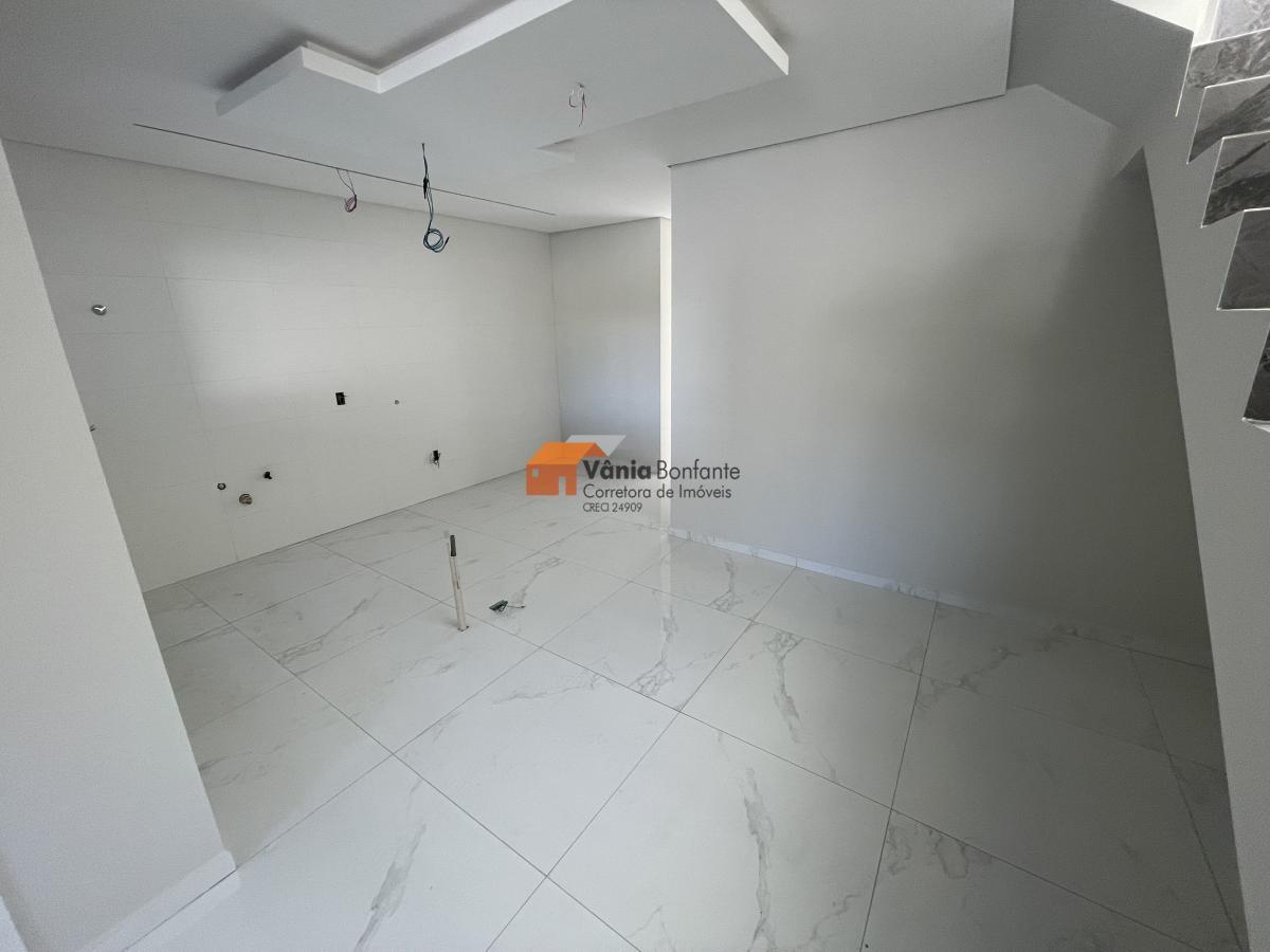 Casa à venda com 3 quartos, 225m² - Foto 9