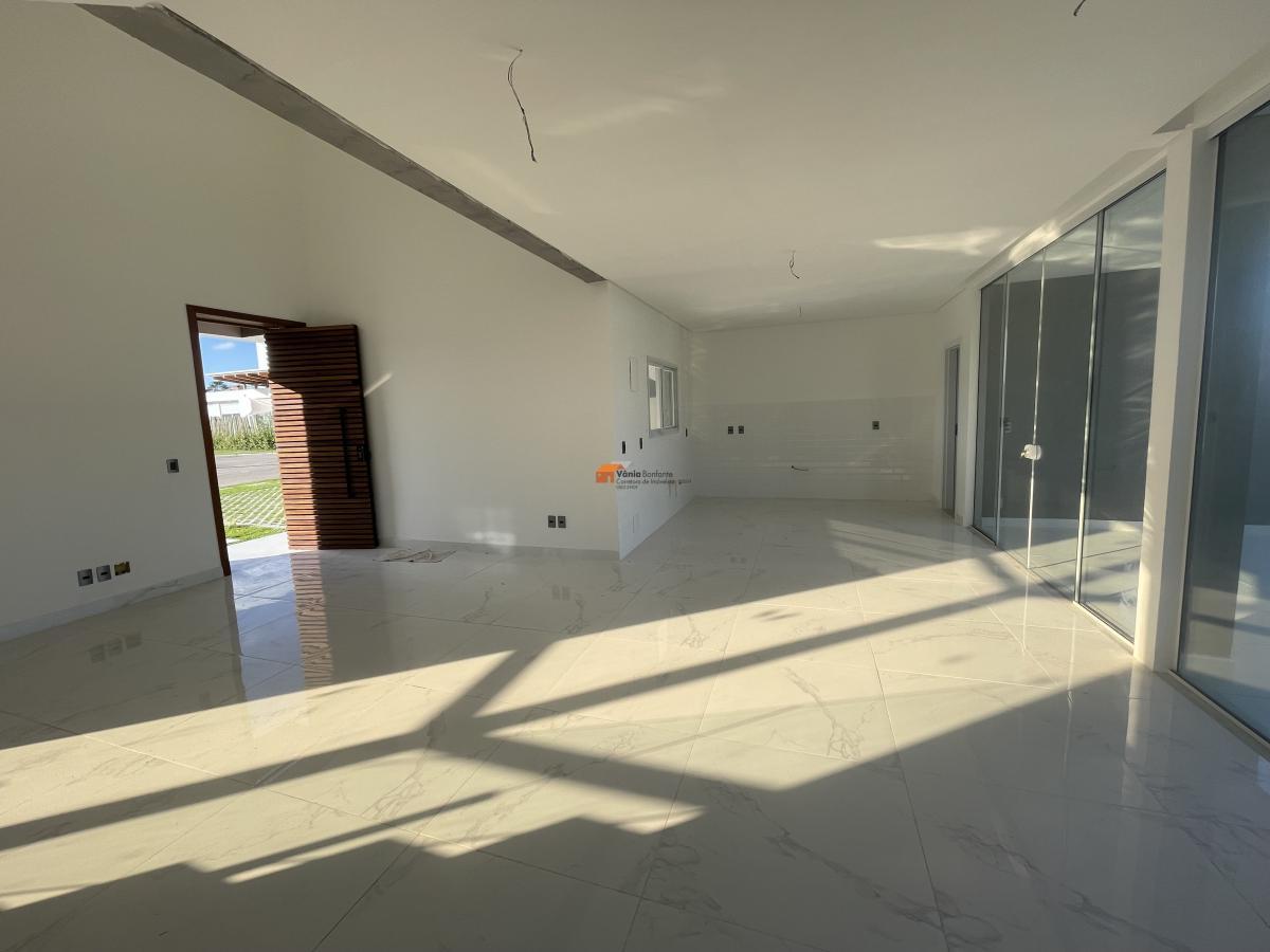 Casa à venda com 3 quartos, 212m² - Foto 11