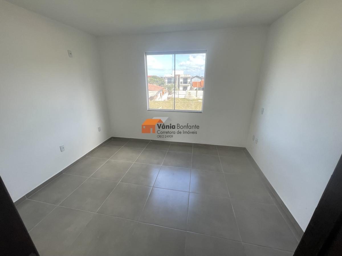 Casa à venda com 3 quartos, 111m² - Foto 11