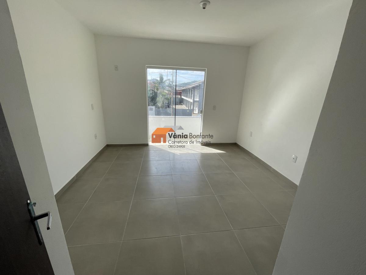 Casa à venda com 2 quartos, 92m² - Foto 13