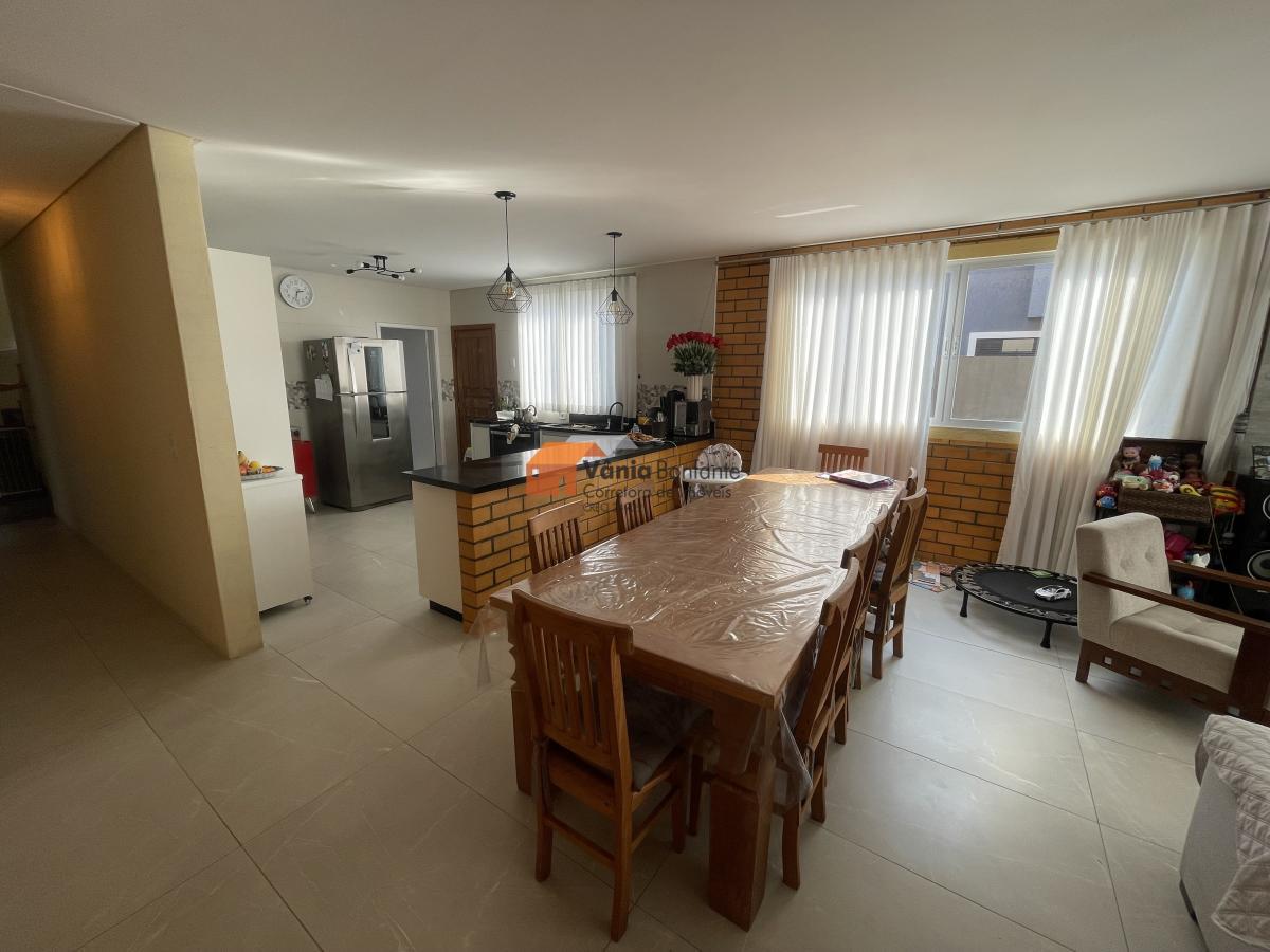 Casa à venda com 5 quartos, 375m² - Foto 16