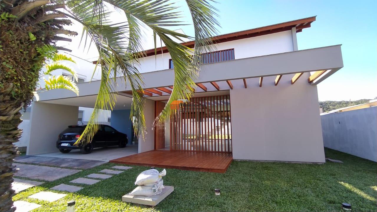 Casa à venda com 4 quartos, 450m² - Foto 4