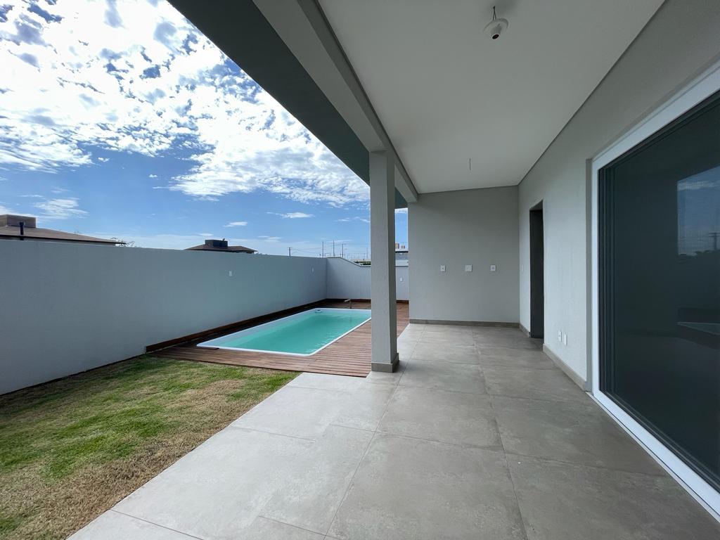 Casa à venda com 4 quartos, 327m² - Foto 17