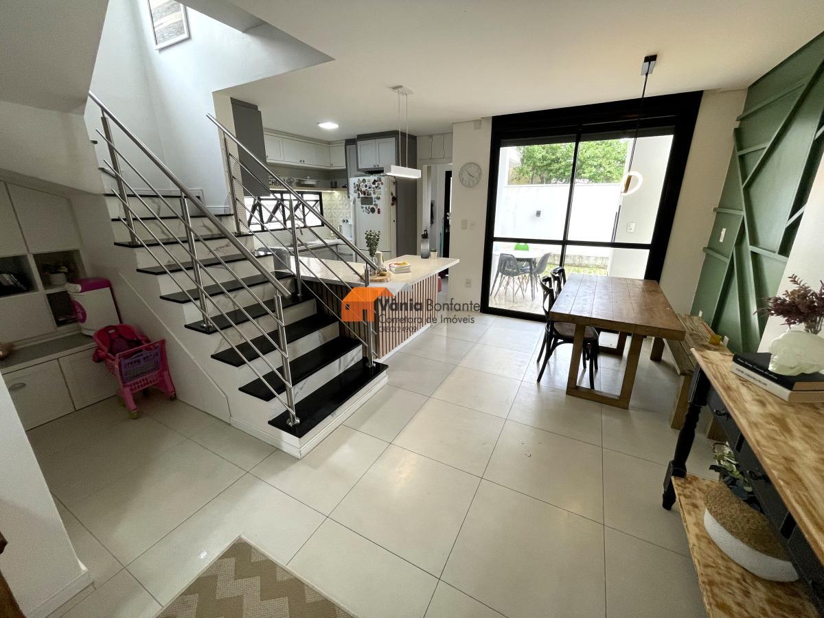 Casa à venda com 3 quartos, 240m² - Foto 10