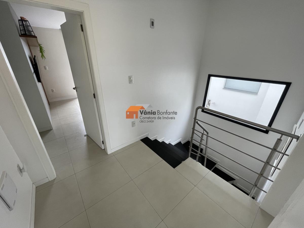 Casa à venda com 3 quartos, 240m² - Foto 22