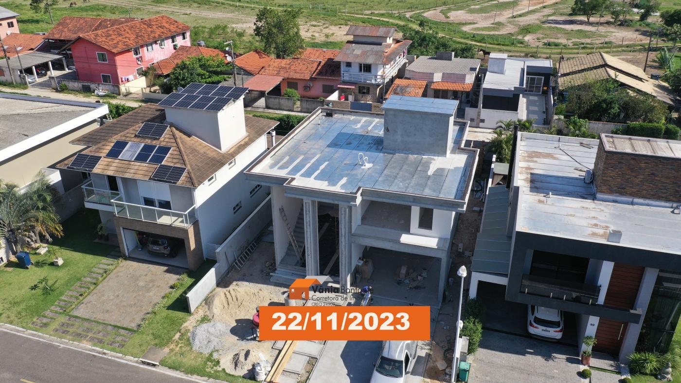 Casa à venda com 4 quartos, 200m² - Foto 24