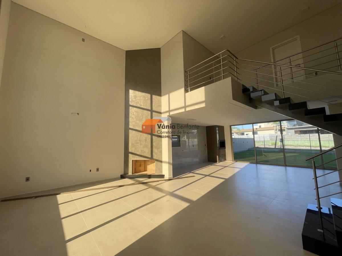 Casa à venda com 4 quartos, 250m² - Foto 10