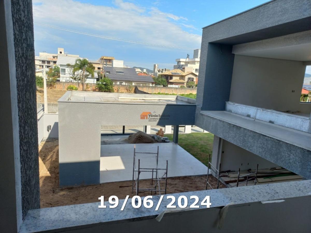 Casa à venda com 4 quartos, 555m² - Foto 25