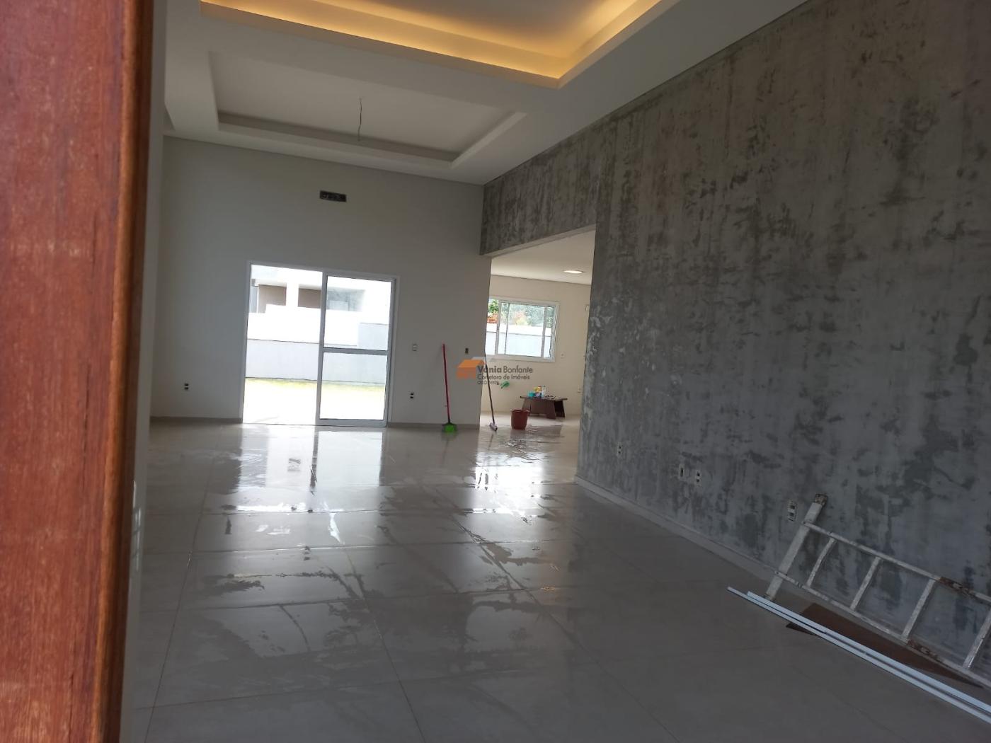 Casa à venda com 3 quartos, 204m² - Foto 13