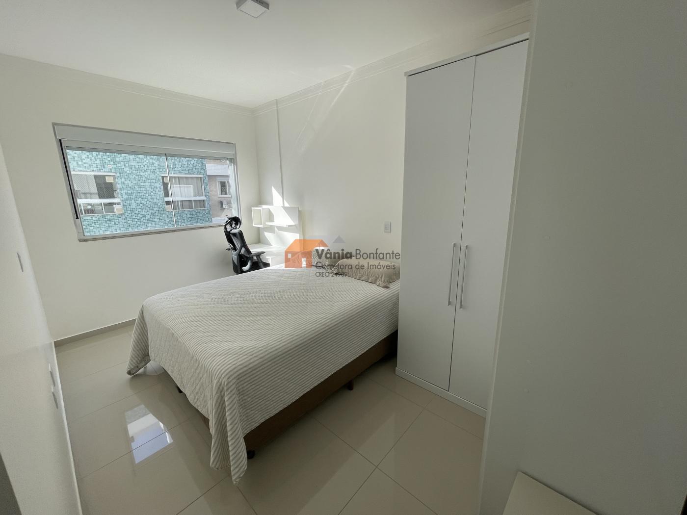 Apartamento à venda com 2 quartos, 60m² - Foto 25