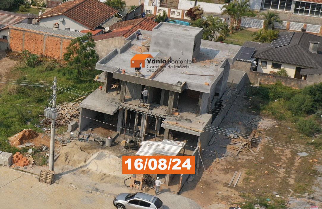 Casa à venda com 3 quartos, 182m² - Foto 5