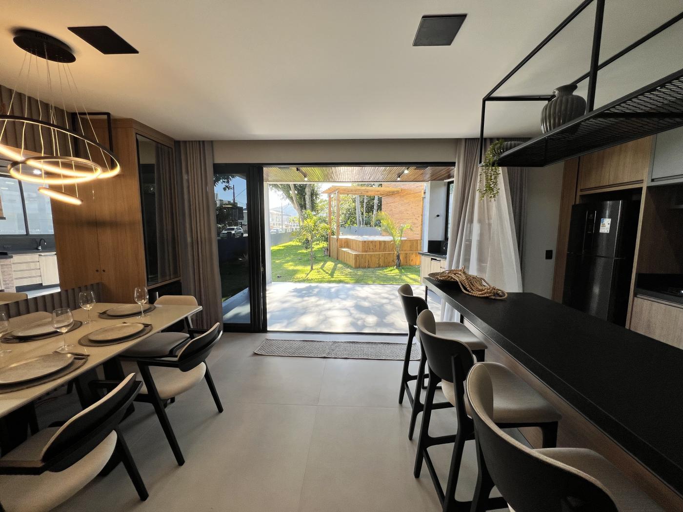 Casa à venda com 3 quartos, 185m² - Foto 26