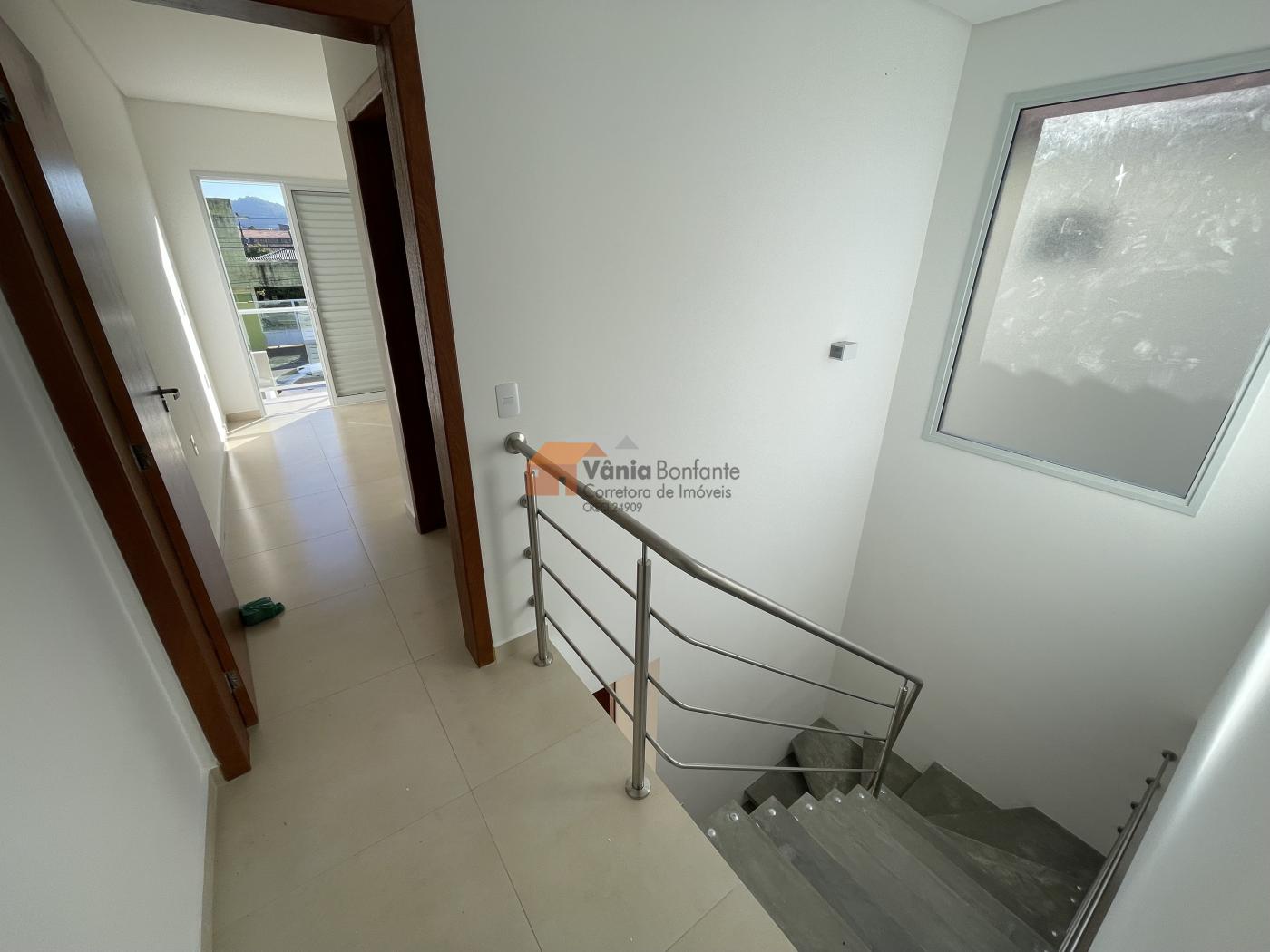 Casa à venda com 2 quartos, 84m² - Foto 15