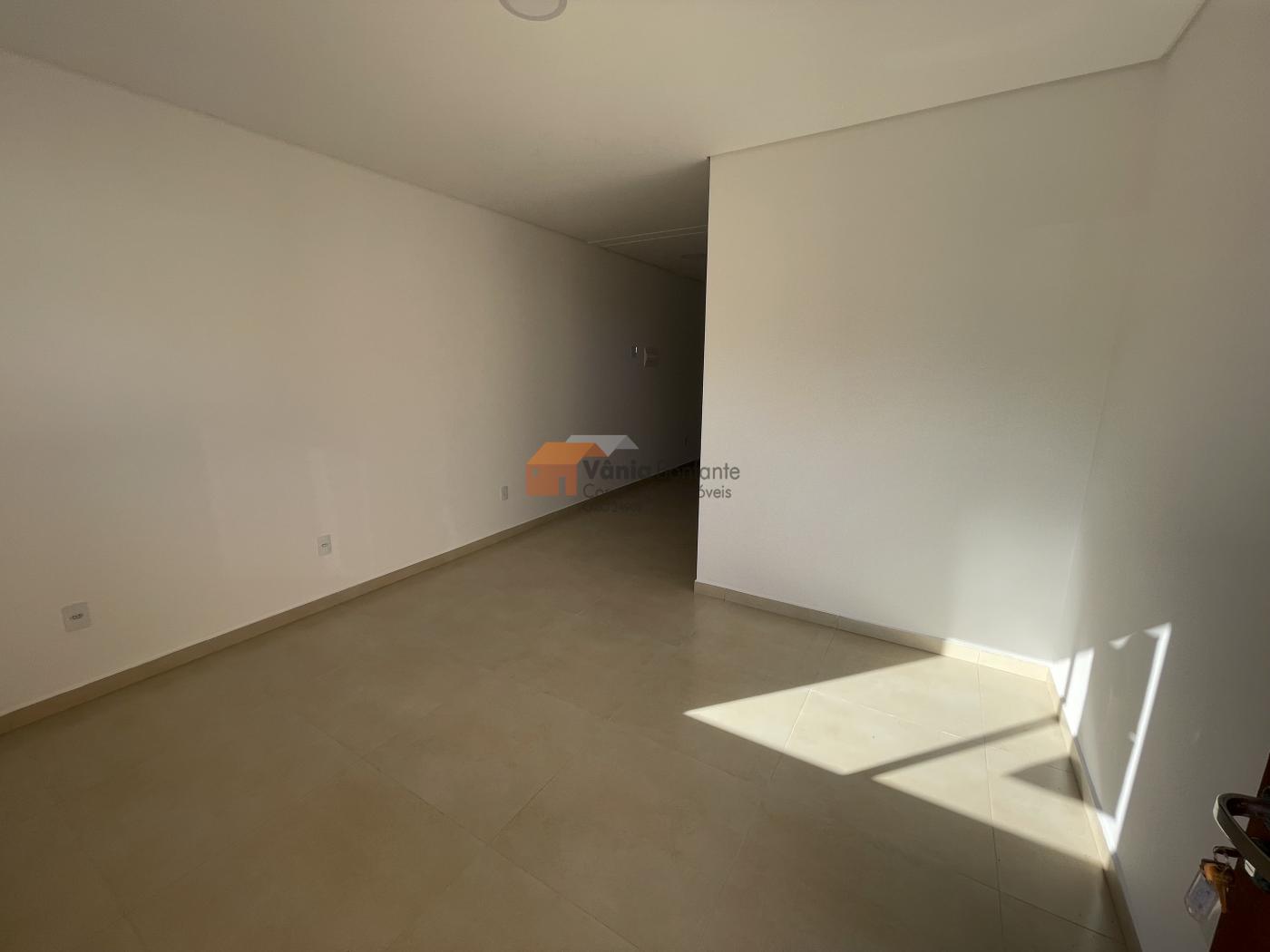 Casa à venda com 2 quartos, 84m² - Foto 8