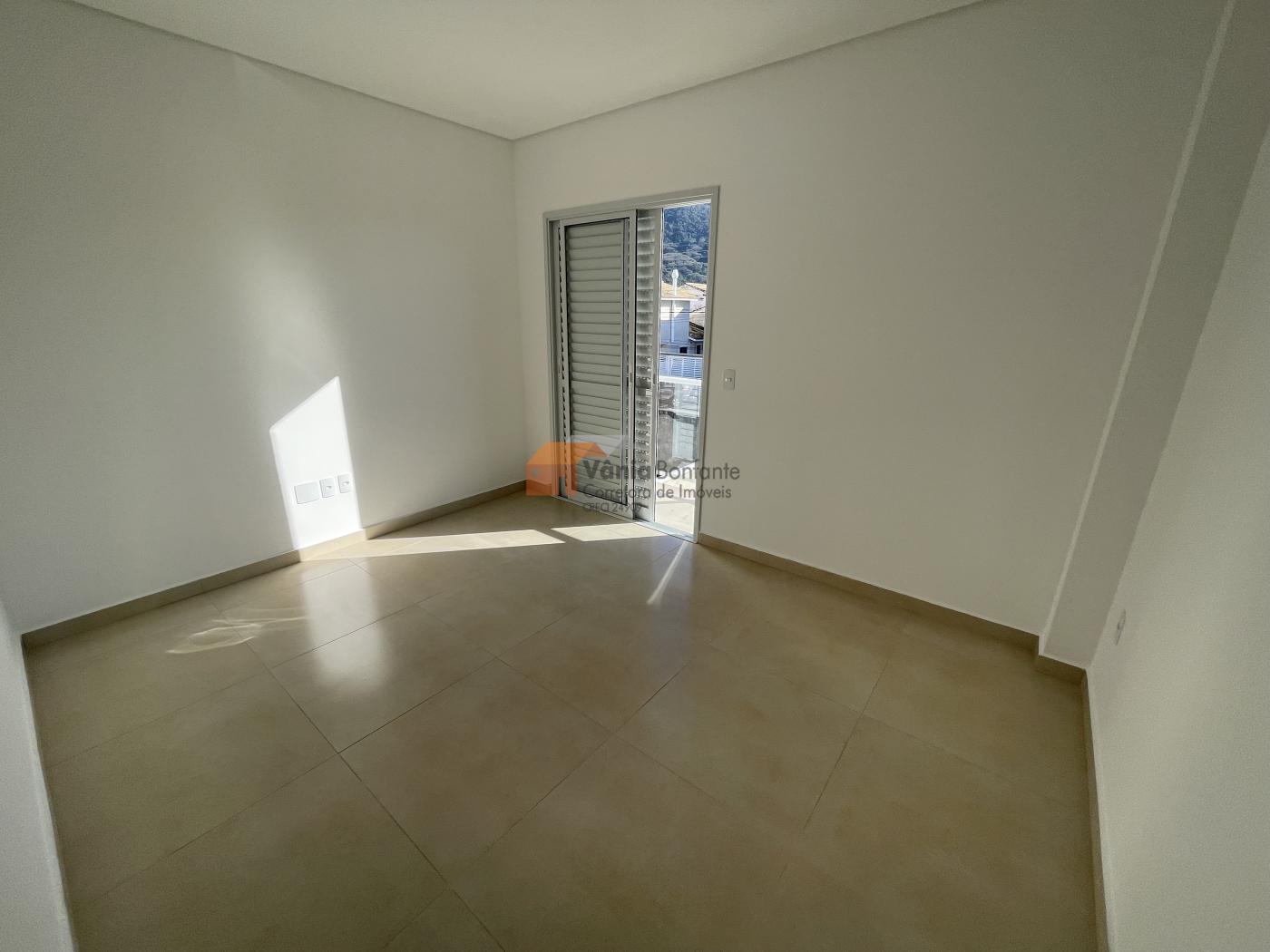 Casa à venda com 2 quartos, 84m² - Foto 17