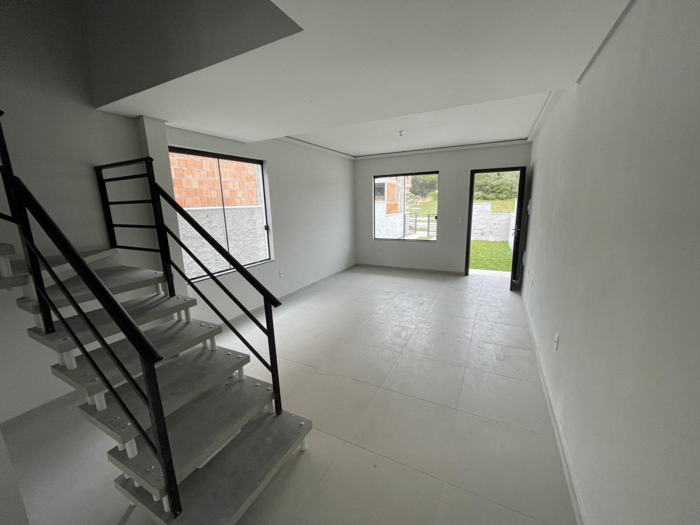 Casa à venda com 2 quartos, 151m² - Foto 4