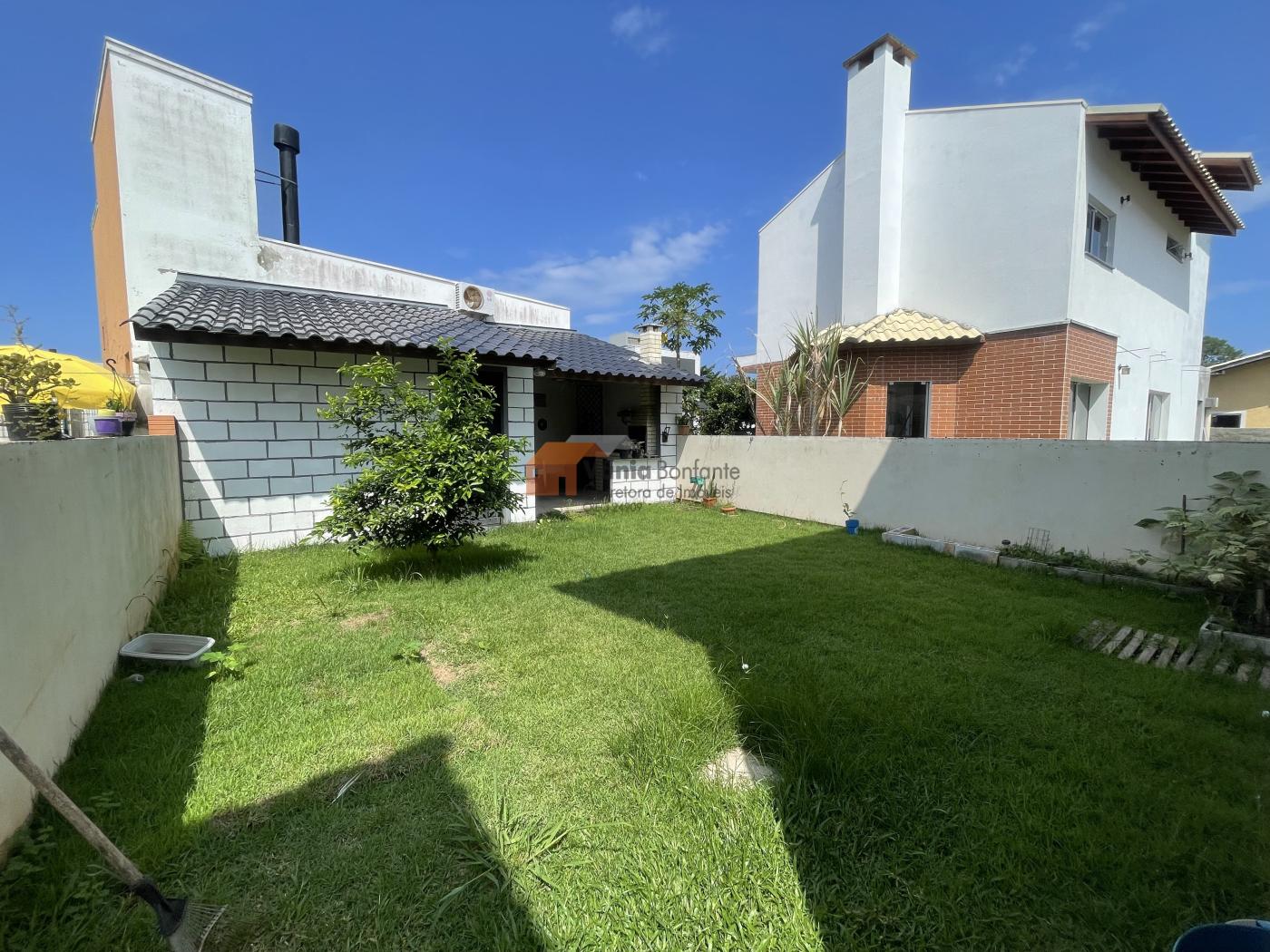 Casa à venda com 2 quartos, 98m² - Foto 12