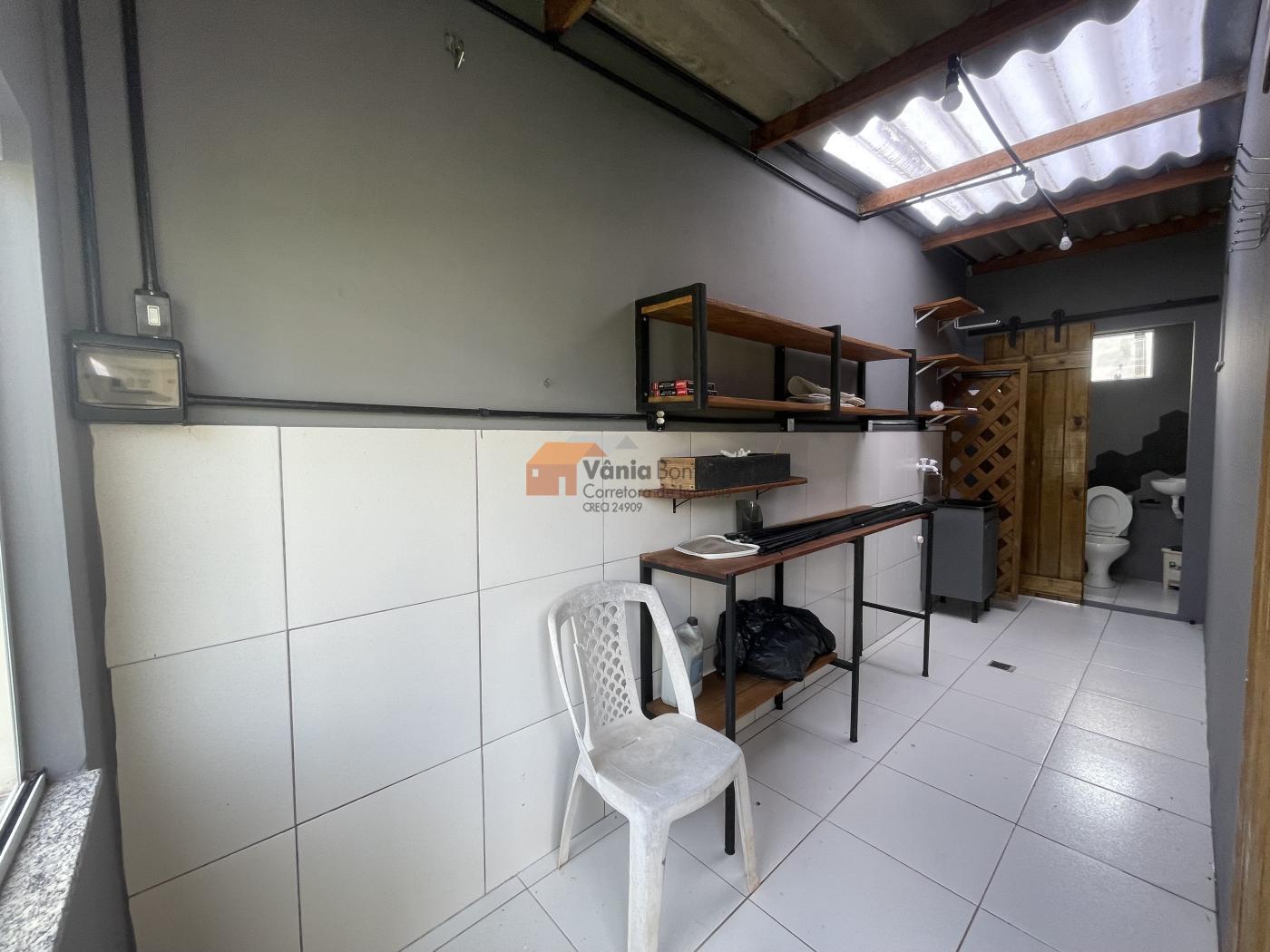 Casa à venda com 2 quartos, 98m² - Foto 18