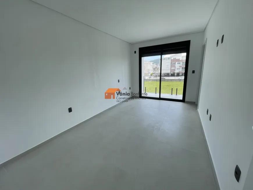 Casa à venda com 3 quartos, 205m² - Foto 31