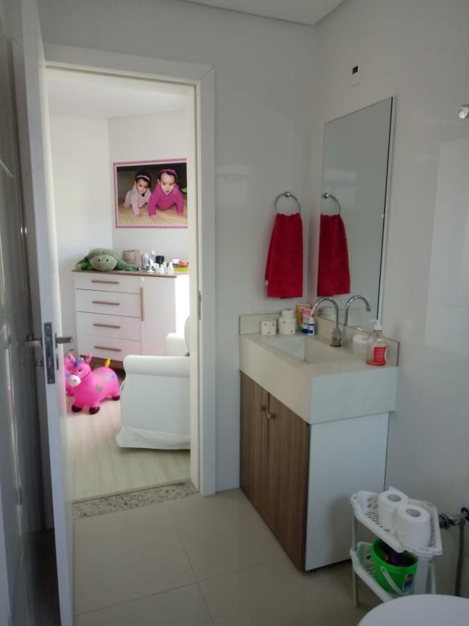 Apartamento à venda com 3 quartos, 101m² - Foto 18