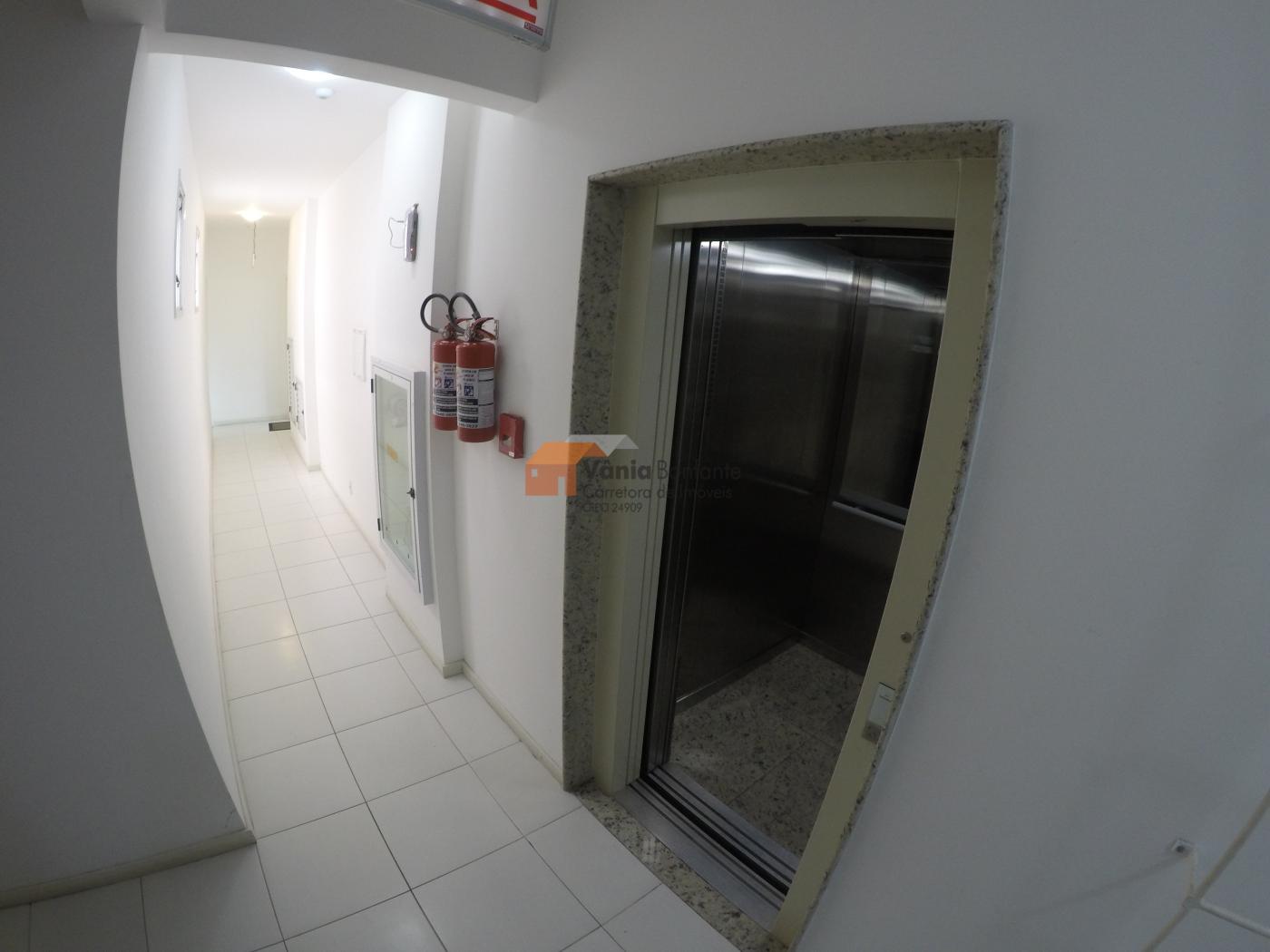 Cobertura à venda com 2 quartos, 158m² - Foto 3