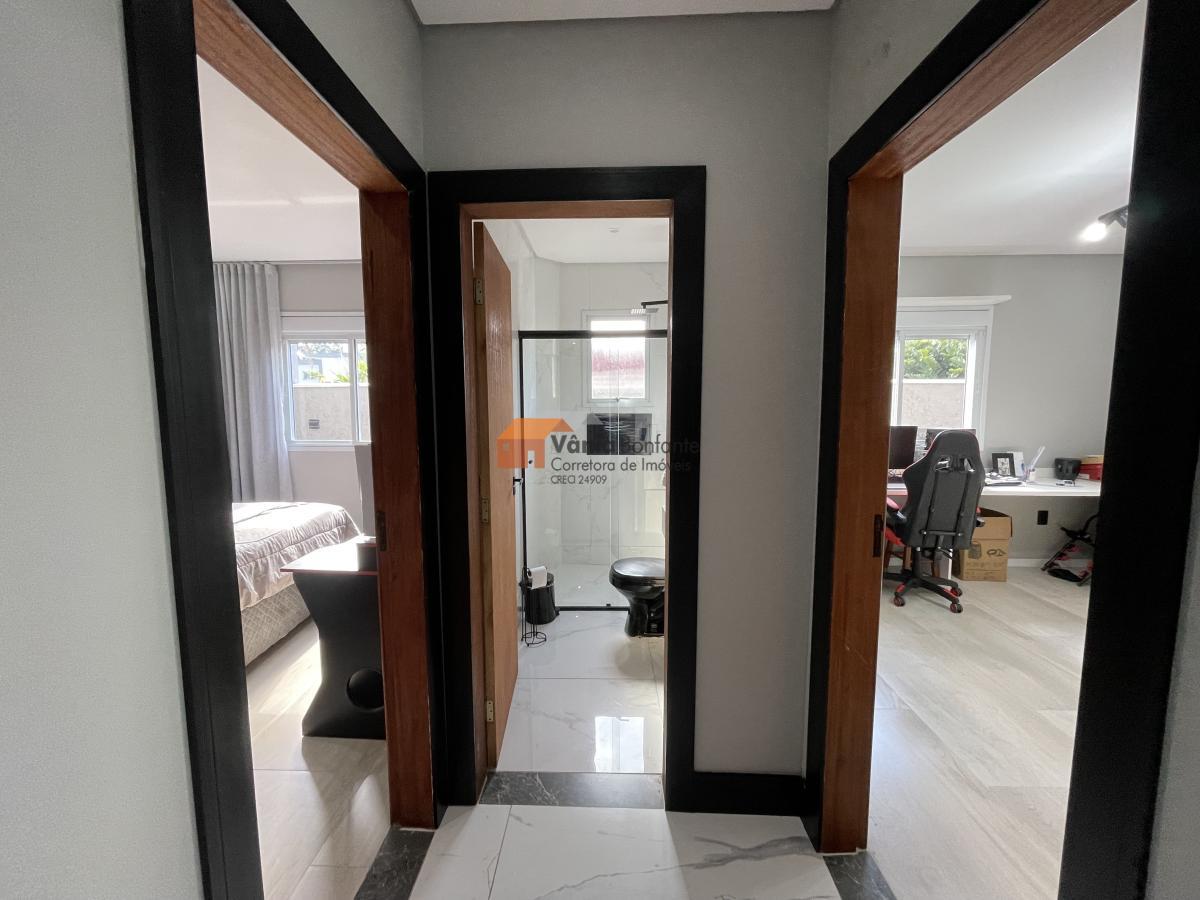 Casa à venda com 5 quartos, 300m² - Foto 22