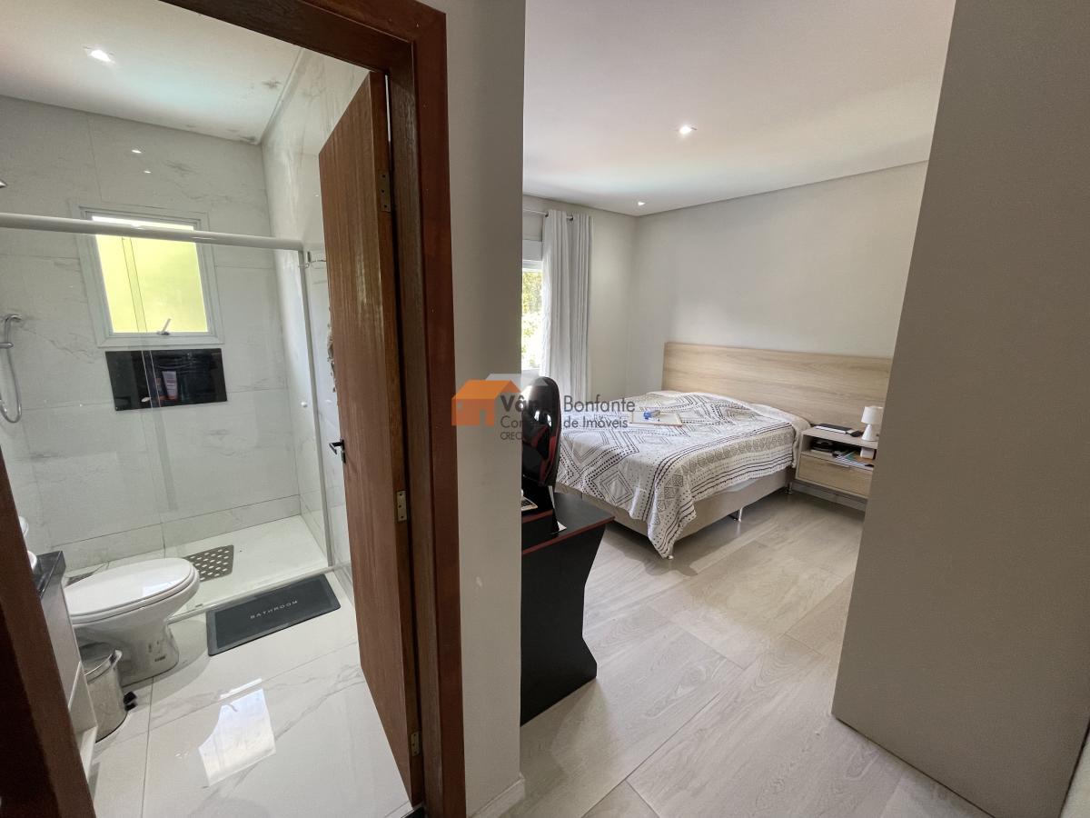 Casa à venda com 5 quartos, 300m² - Foto 42