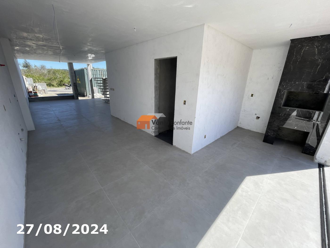 Casa à venda com 4 quartos, 225m² - Foto 14