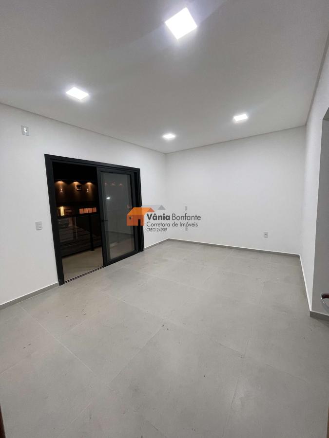 Casa à venda com 4 quartos, 270m² - Foto 23