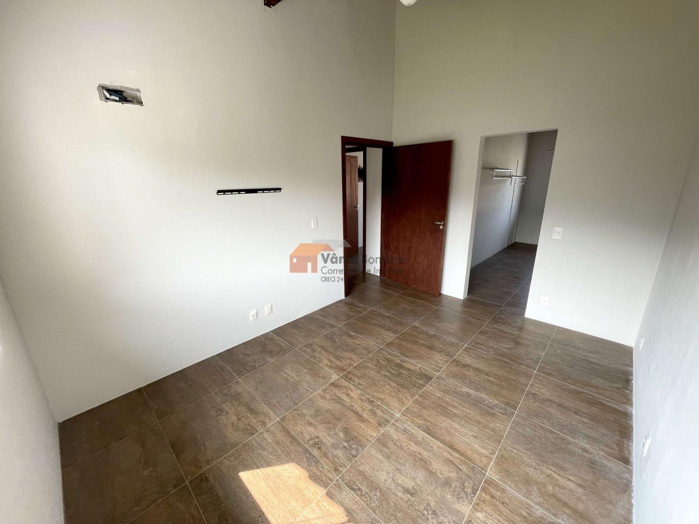 Casa à venda com 4 quartos, 238m² - Foto 34