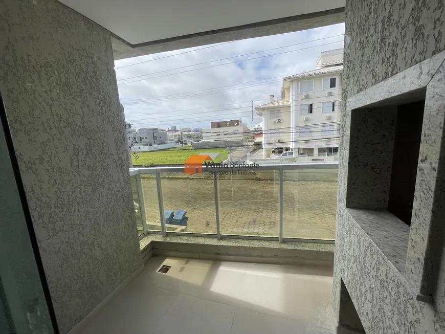 Apartamento à venda com 2 quartos, 72m² - Foto 9