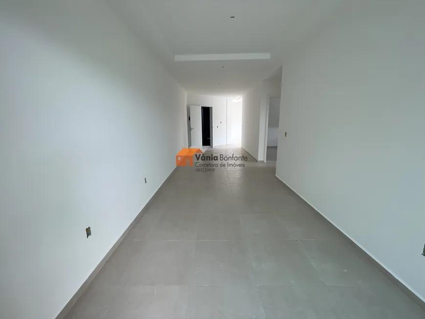 Apartamento à venda com 2 quartos, 72m² - Foto 10