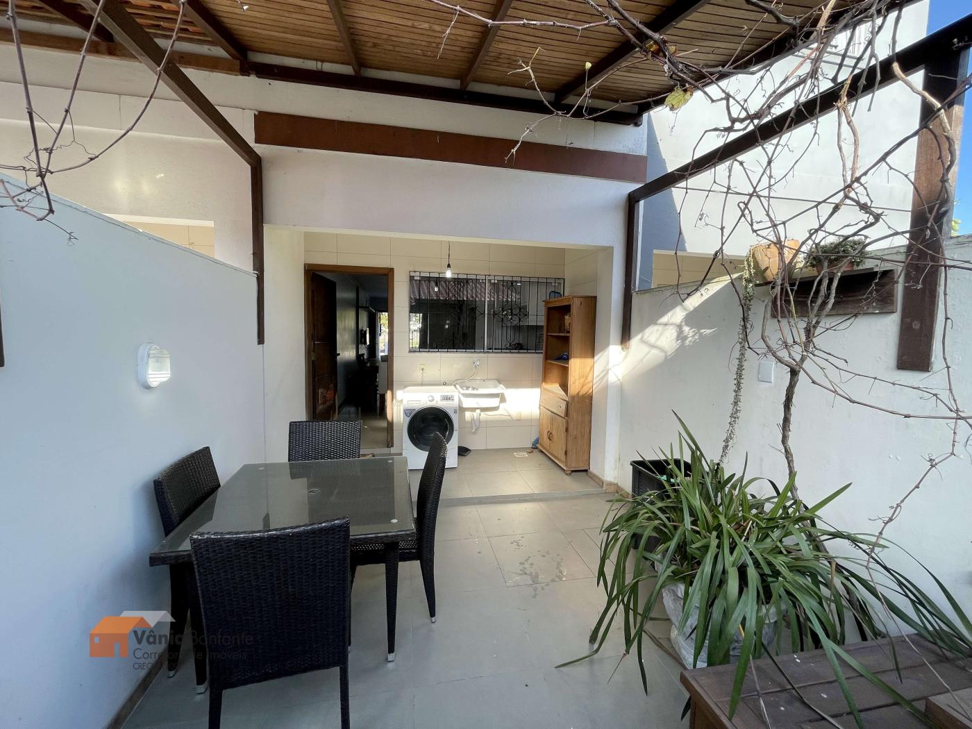 Casa à venda com 3 quartos, 92m² - Foto 24